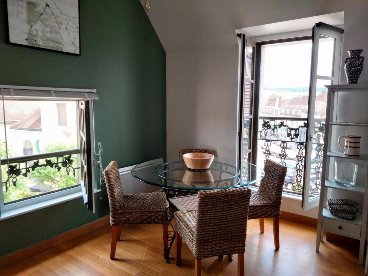 Les Appartements De Chablis Luaran gambar